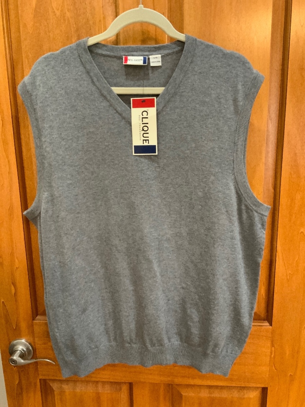 Men’s Clique gray vest large
